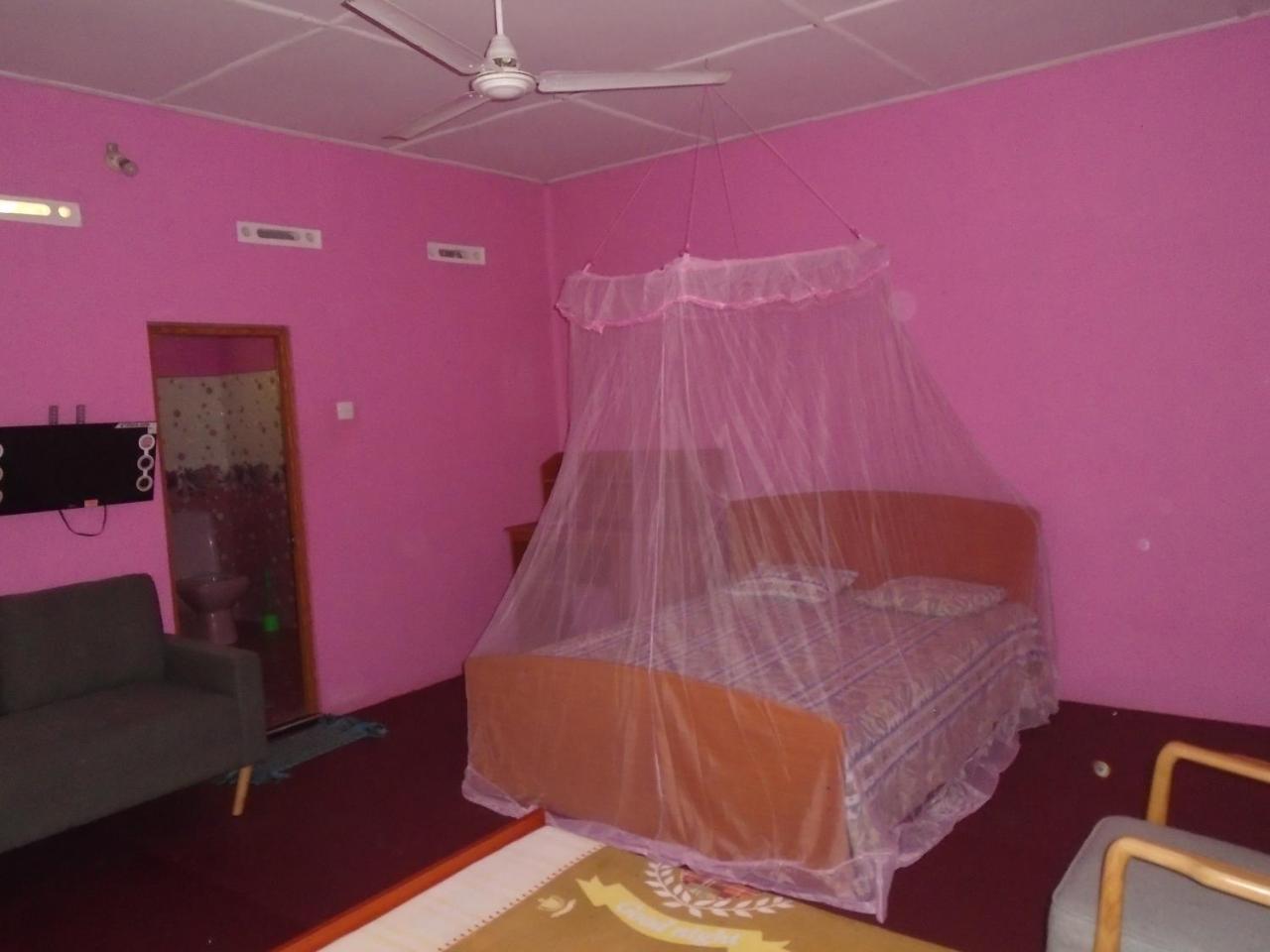 El Shaddai Hotell Mannar Exteriör bild